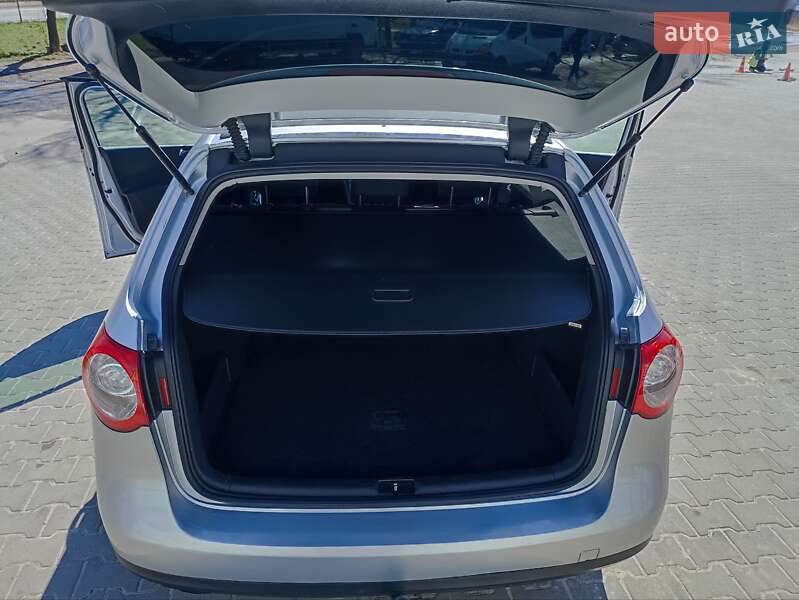 Универсал Volkswagen Passat 2005 в Львове