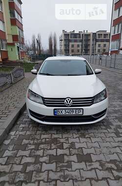 Седан Volkswagen Passat 2013 в Хмельницькому