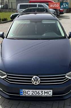 Універсал Volkswagen Passat 2016 в Золочеві