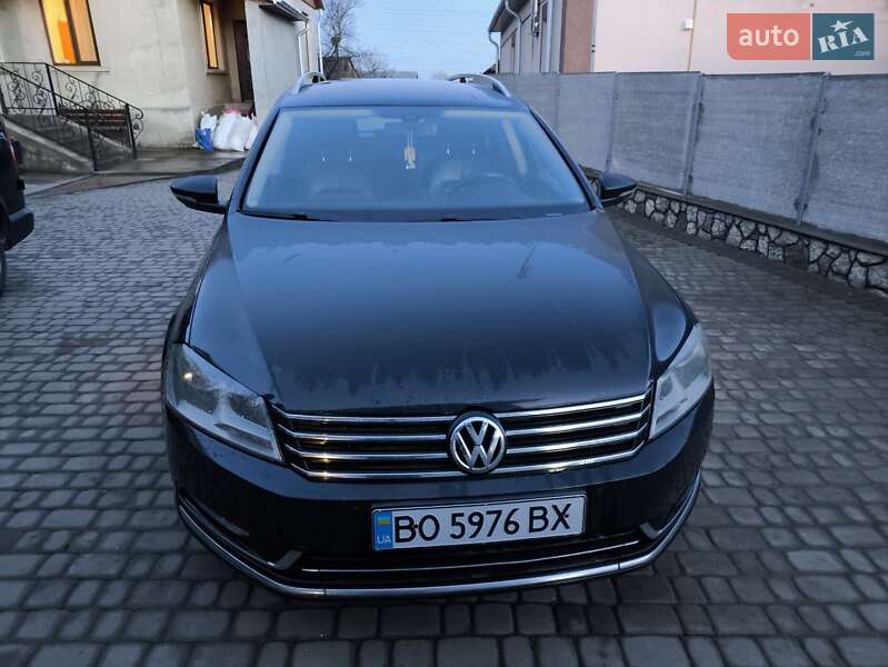 Универсал Volkswagen Passat 2012 в Подволочиске