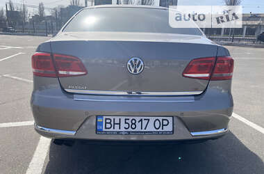 Седан Volkswagen Passat 2011 в Одессе