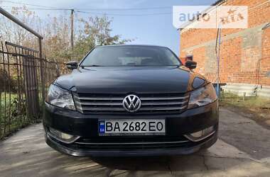 Седан Volkswagen Passat 2012 в Александровке