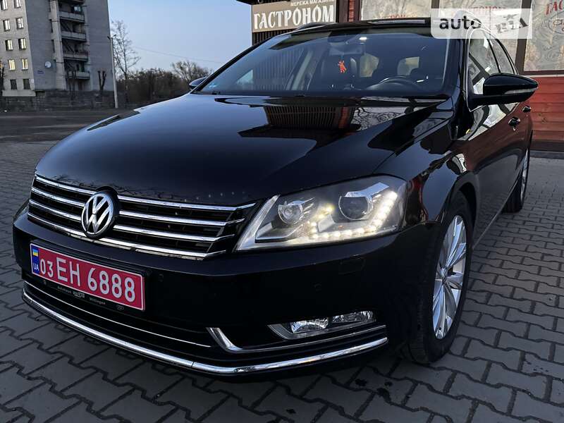 Универсал Volkswagen Passat 2013 в Коростене