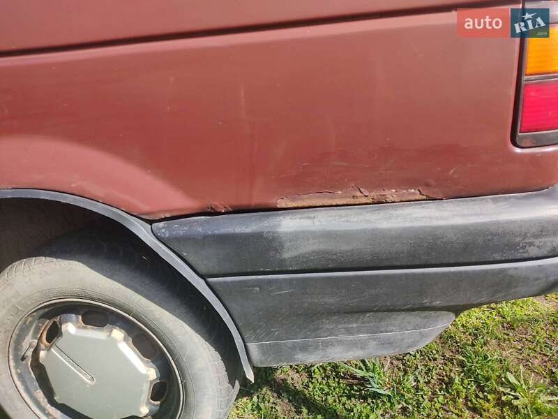 Универсал Volkswagen Passat 1993 в Сколе