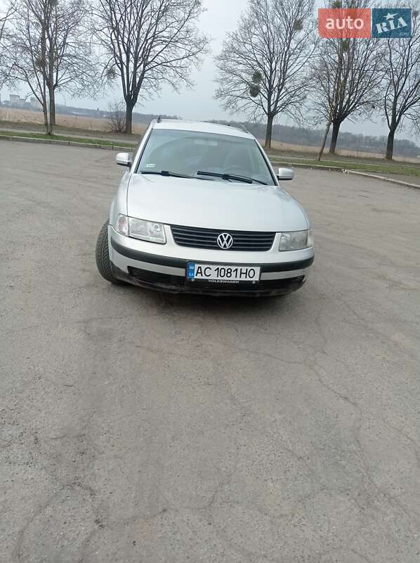 Универсал Volkswagen Passat 2000 в Владимире