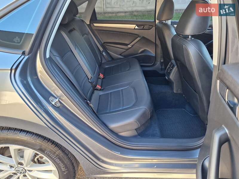 Седан Volkswagen Passat 2020 в Киеве