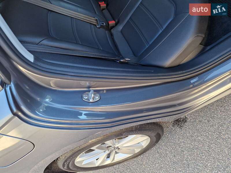 Седан Volkswagen Passat 2020 в Киеве