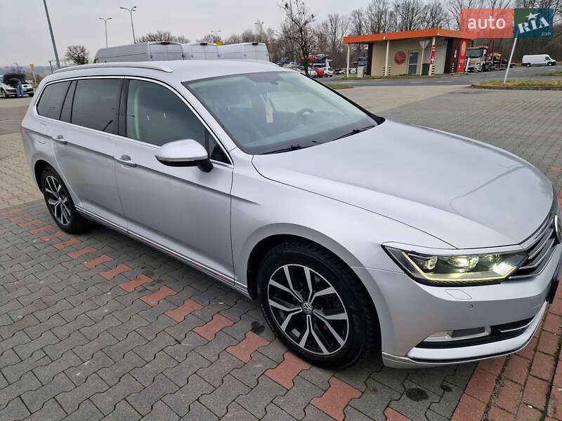Универсал Volkswagen Passat 2018 в Львове