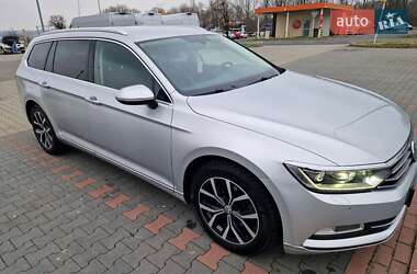 Универсал Volkswagen Passat 2018 в Львове