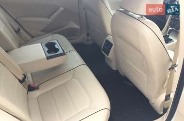 Седан Volkswagen Passat 2016 в 