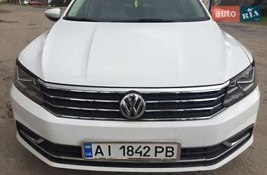 Седан Volkswagen Passat 2016 в 