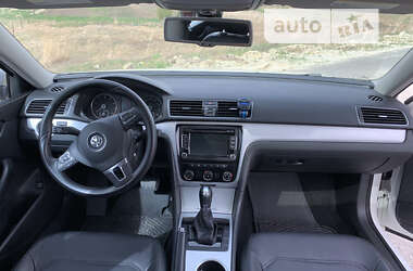 Седан Volkswagen Passat 2013 в Дрогобыче