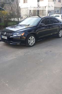 Седан Volkswagen Passat 2014 в Львове