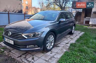 Универсал Volkswagen Passat 2015 в Черкассах