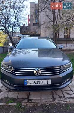 Универсал Volkswagen Passat 2015 в Черкассах