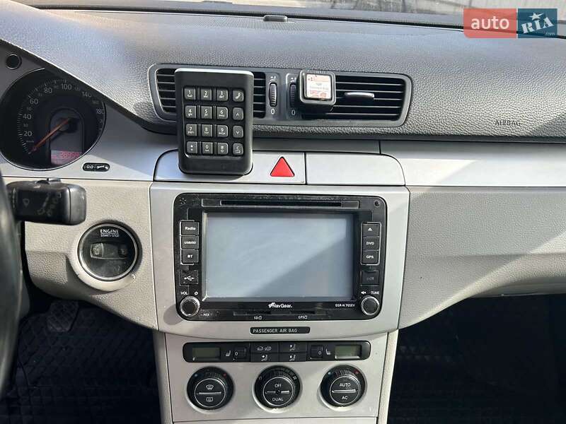 Седан Volkswagen Passat 2007 в Луцке