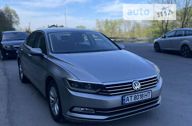 Седан Volkswagen Passat 2016 в Болехове