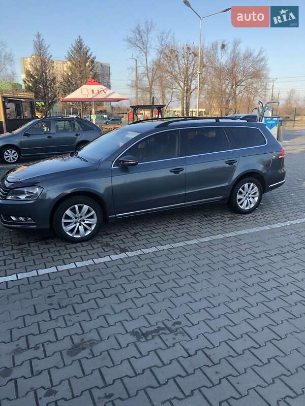 Универсал Volkswagen Passat 2012 в Кривом Роге