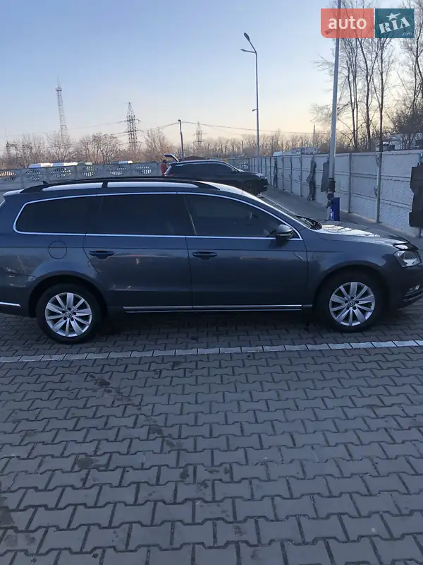 Volkswagen Passat 2012 VIN WVWZZZ3CZDE005035 фото оголошення 6 з 49