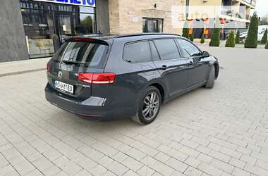 Універсал Volkswagen Passat 2015 в Ужгороді