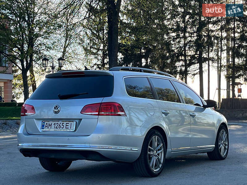 Универсал Volkswagen Passat 2011 в Звягеле