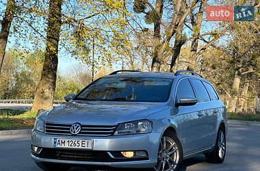 Универсал Volkswagen Passat 2011 в Звягеле