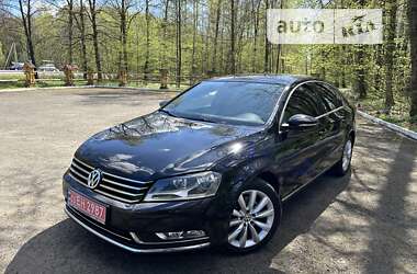 Седан Volkswagen Passat 2012 в Коломые