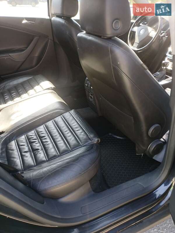 Универсал Volkswagen Passat 2005 в Черновцах