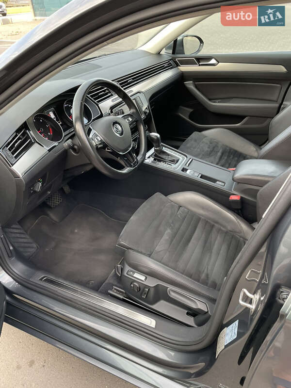 Универсал Volkswagen Passat 2015 в Киеве фото 6 Универсал Volkswagen Passat 2015 в Киеве