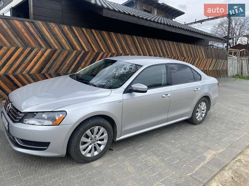 Седан Volkswagen Passat 2015 в Болехове