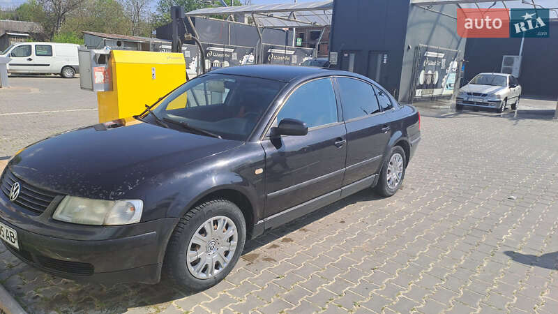 Седан Volkswagen Passat 1998 в Черновцах фото 3 Седан Volkswagen Passat 1998 в Черновцах