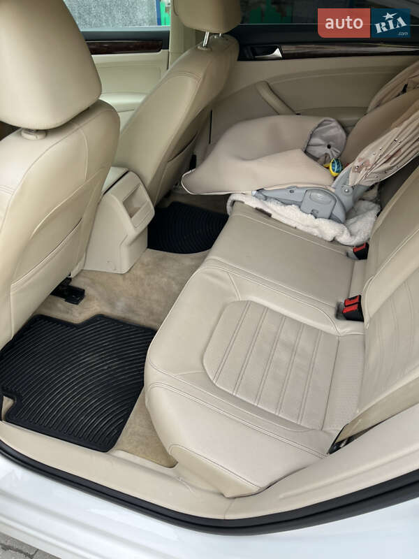 Седан Volkswagen Passat 2011 в Львові фото 22 Седан Volkswagen Passat 2011 в Львові