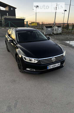 Универсал Volkswagen Passat 2015 в Тернополе