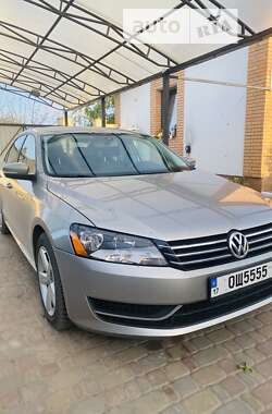 Седан Volkswagen Passat 2013 в Миргороді