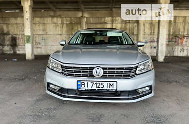 Седан Volkswagen Passat 2016 в Лубнах