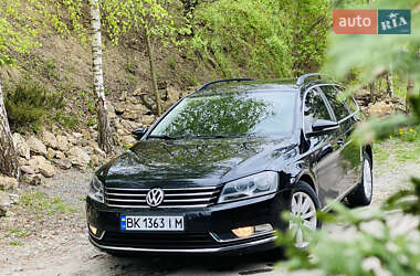 Универсал Volkswagen Passat 2013 в 