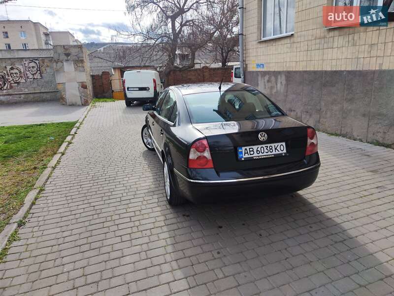 Седан Volkswagen Passat 2003 в Могилів-Подільському