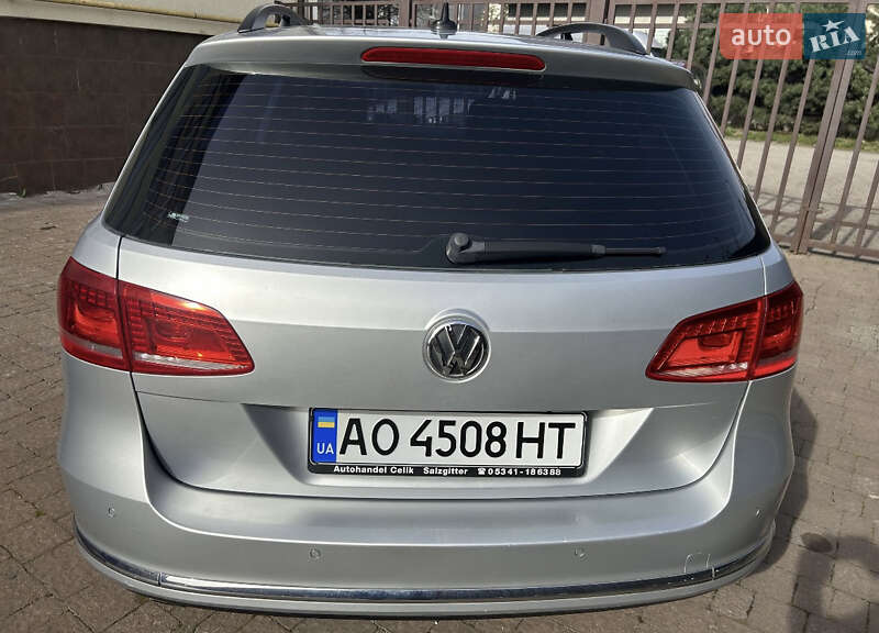 Универсал Volkswagen Passat 2013 в Ужгороде