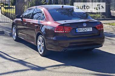 Седан Volkswagen Passat 2014 в Одесі