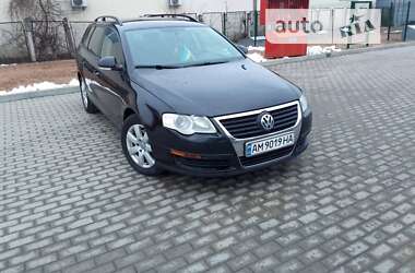 Универсал Volkswagen Passat 2008 в Житомире