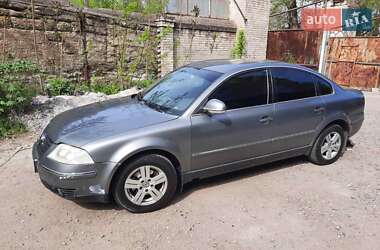 Седан Volkswagen Passat 2005 в Запорожье