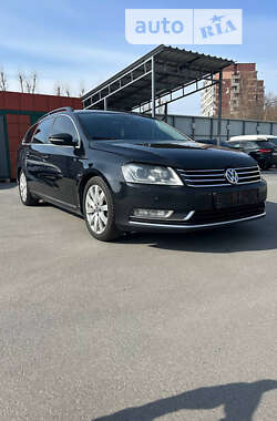 Универсал Volkswagen Passat 2013 в Днепре