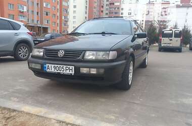 Универсал Volkswagen Passat 1996 в Вишневом