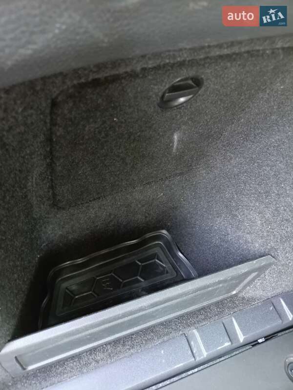 Универсал Volkswagen Passat 2010 в Краматорске