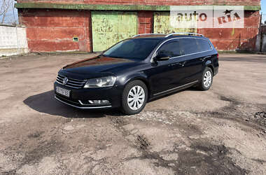 Универсал Volkswagen Passat 2012 в Чернигове