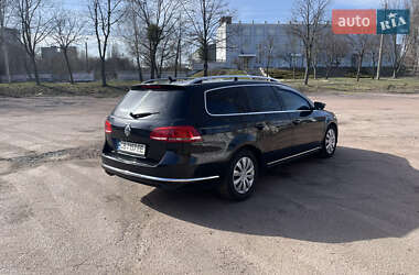 Универсал Volkswagen Passat 2012 в Чернигове