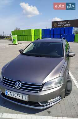 Универсал Volkswagen Passat 2011 в Умани