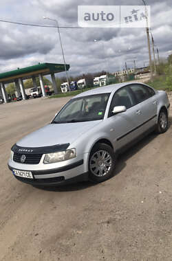 Седан Volkswagen Passat 2000 в Черкассах