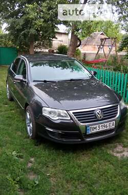 Седан Volkswagen Passat 2007 в Ромнах