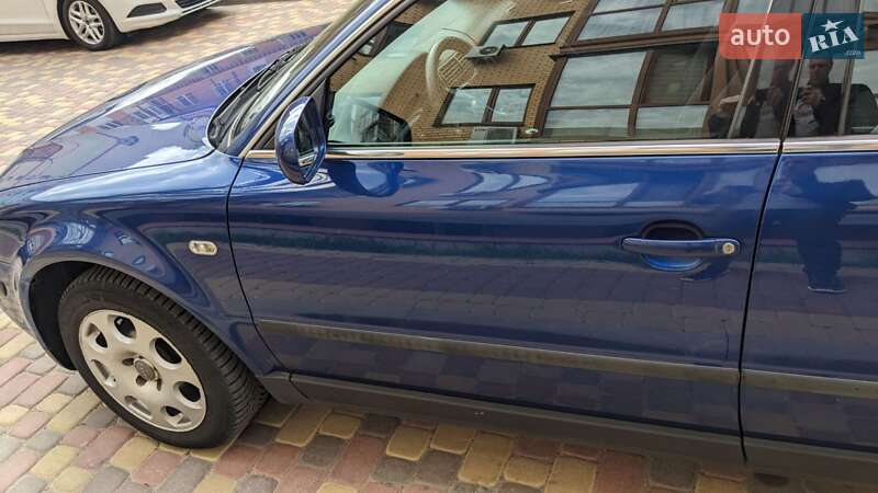 Универсал Volkswagen Passat 2000 в Виннице